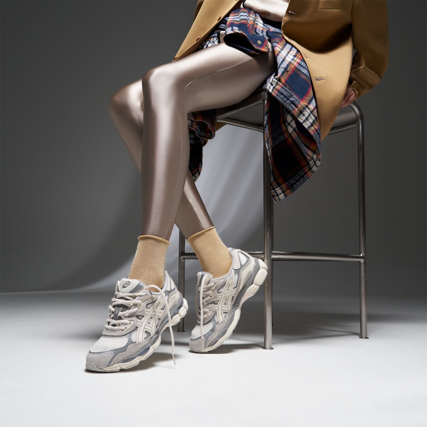 Дамски маратонки ASICS GEL-NYC 1201a789-103 цвят бежов