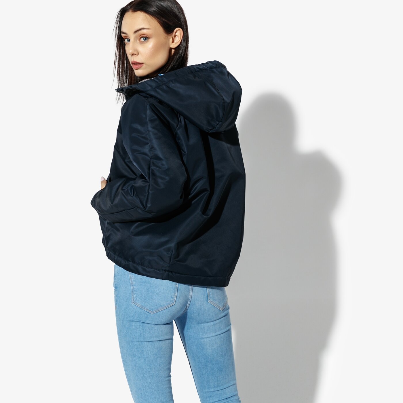 Дамско зимно яке NIKE ЯКЕ W NSW NSW JKT FZ SHERPA 941907-027 цвят тъмносин