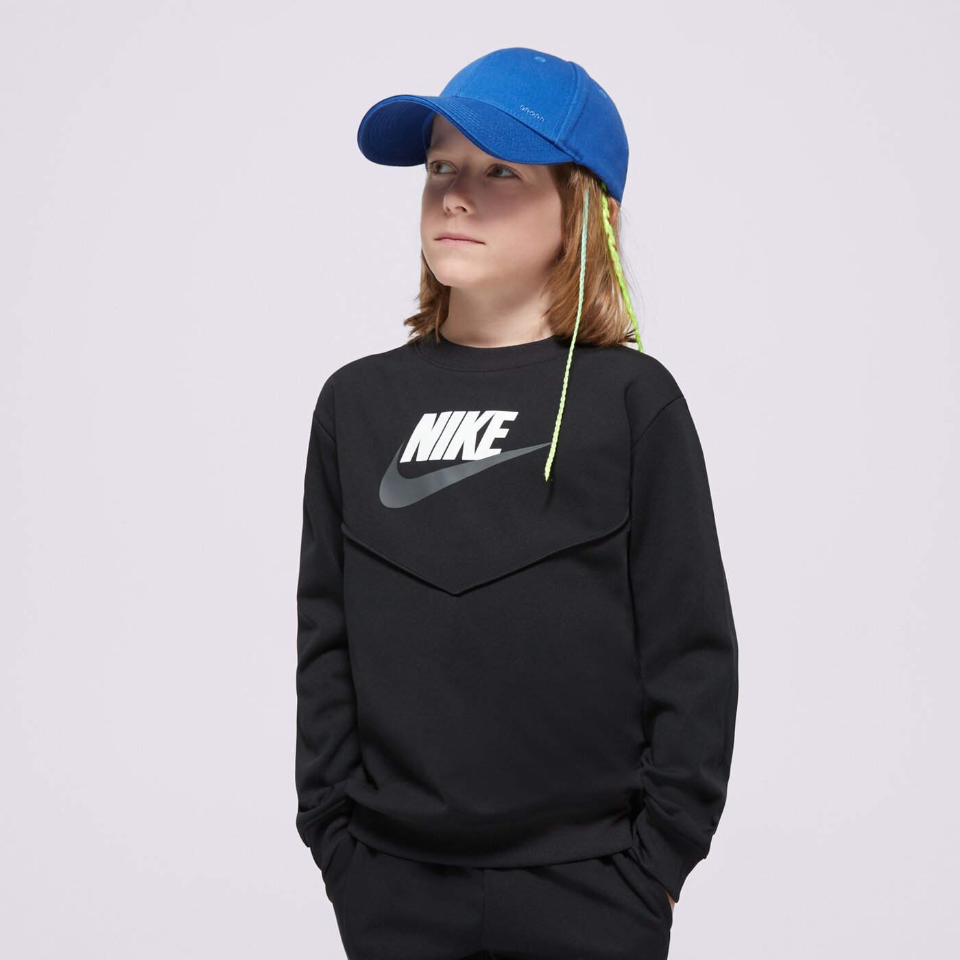 Детска тениска NIKE АНЦУГ K NSW TRACKSUIT POLY CREW HBR BOY fd3090-010 цвят черен