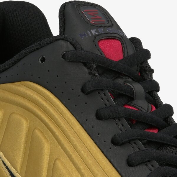 Детски маратонки NIKE SHOX R4 (GS) bq4000-003 цвят черен