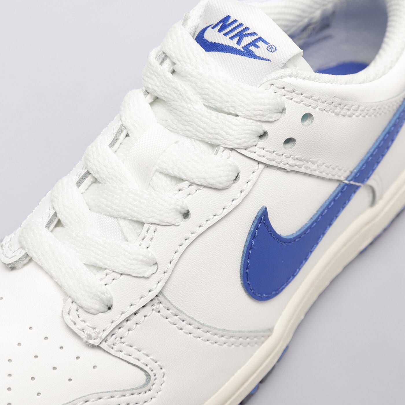 Детски маратонки NIKE DUNK LOW dh9756-105 цвят бял