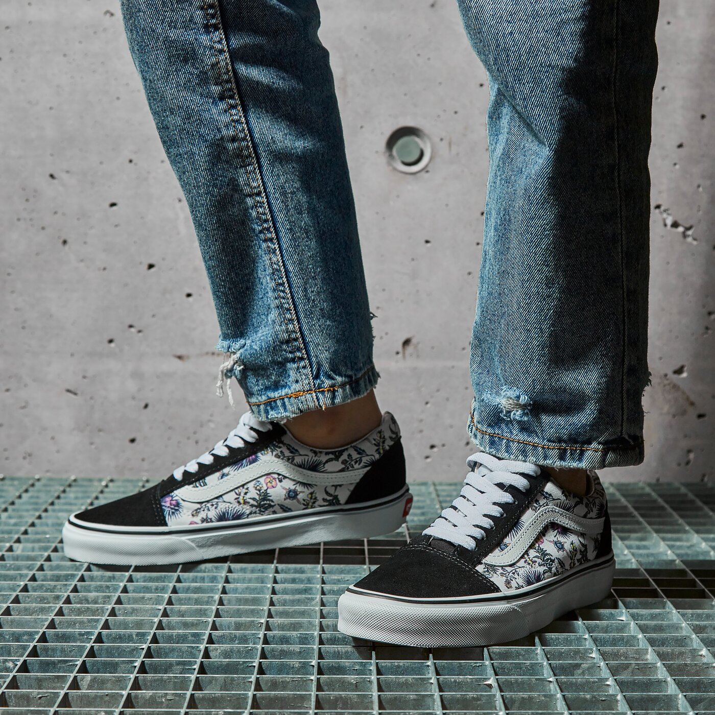 Дамски маратонки VANS UA OLD SKOOL vn0a3wkt4qg1 цвят многоцветен