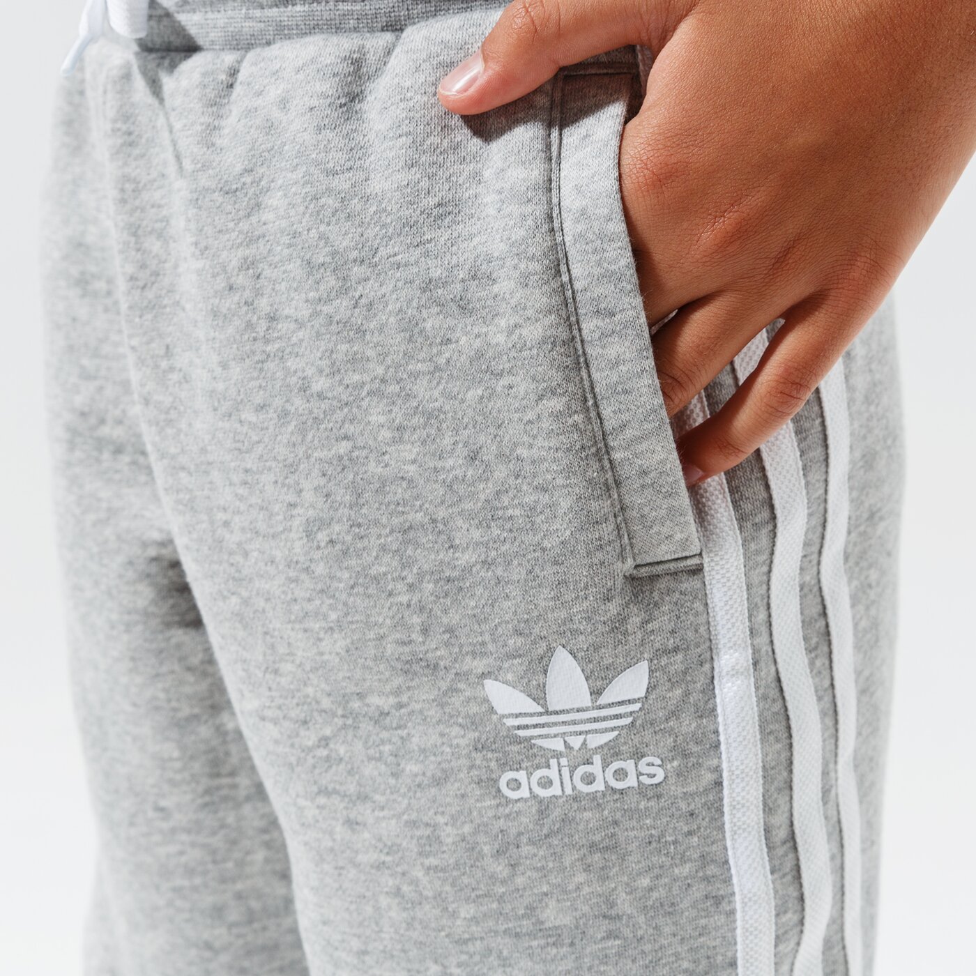  ADIDAS ШОРТИ FLEECE SHORTS MM dv2891 цвят сив