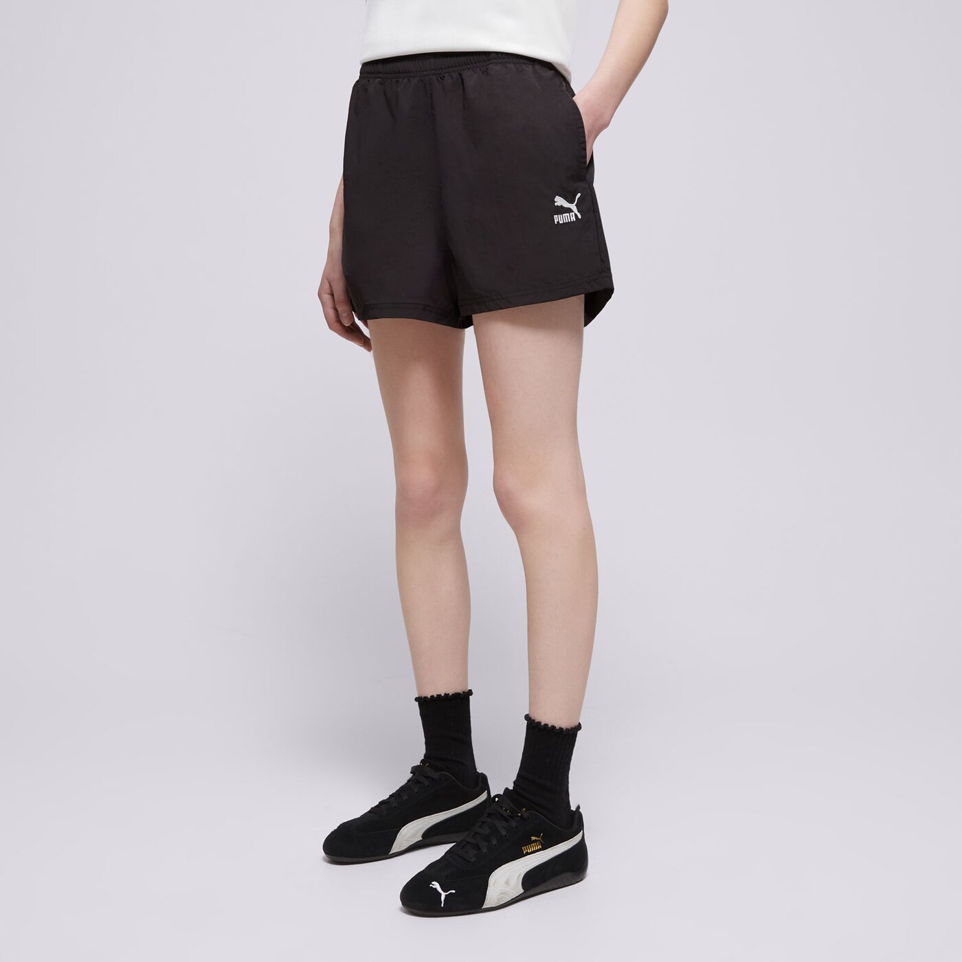 Дамски къси панталони PUMA ШОРТИ CLASSICS A-LINE 62424201 цвят черен