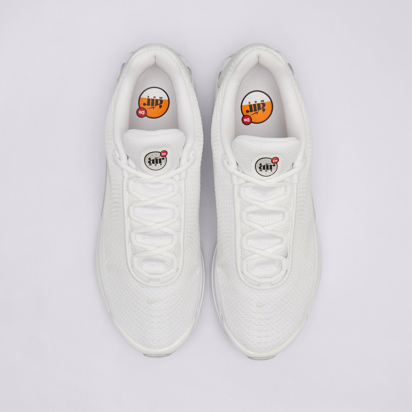 Мъжки маратонки NIKE AIR MAX DN dv3337-101 цвят бял