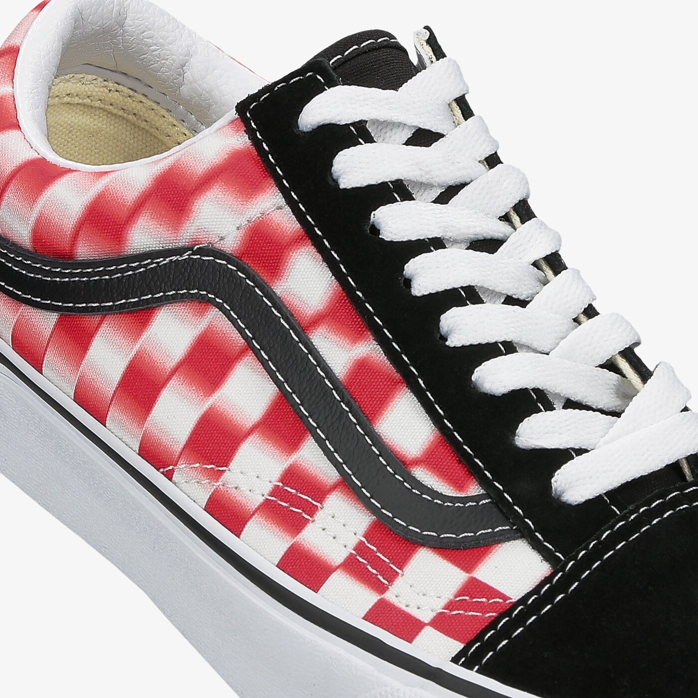 Мъжки маратонки VANS UA OLD SKOOL vn0a4u3b17z1m цвят черен