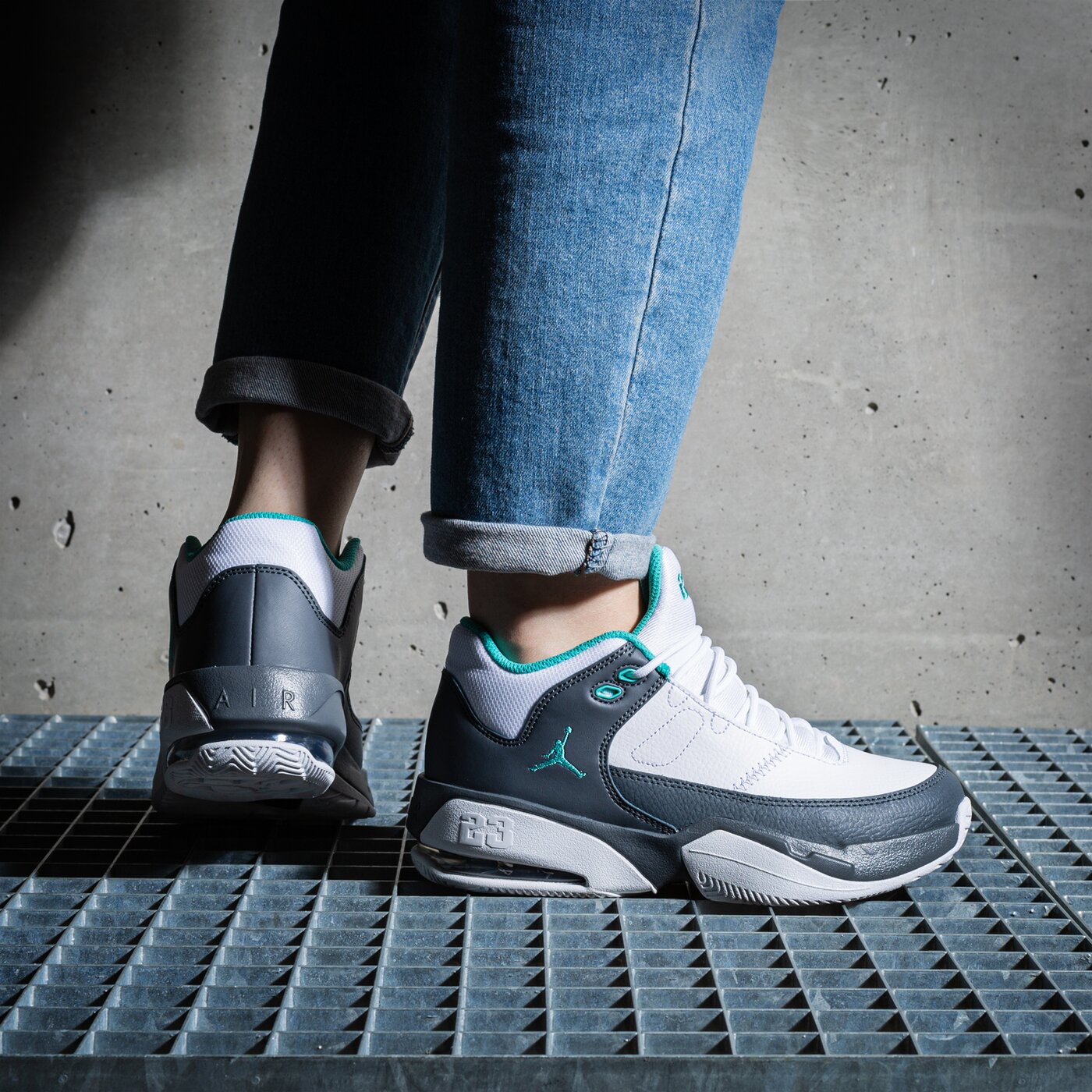 Детски маратонки JORDAN MAX AURA 3  da8021-113 цвят бял