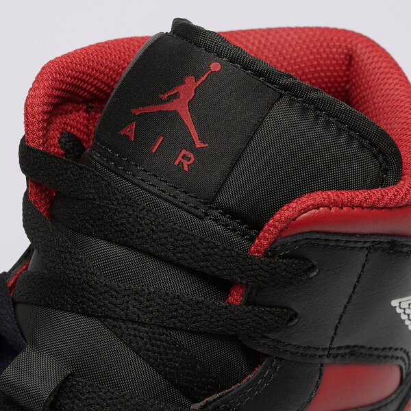Мъжки маратонки AIR JORDAN 1 MID  dq8426-067 цвят черен