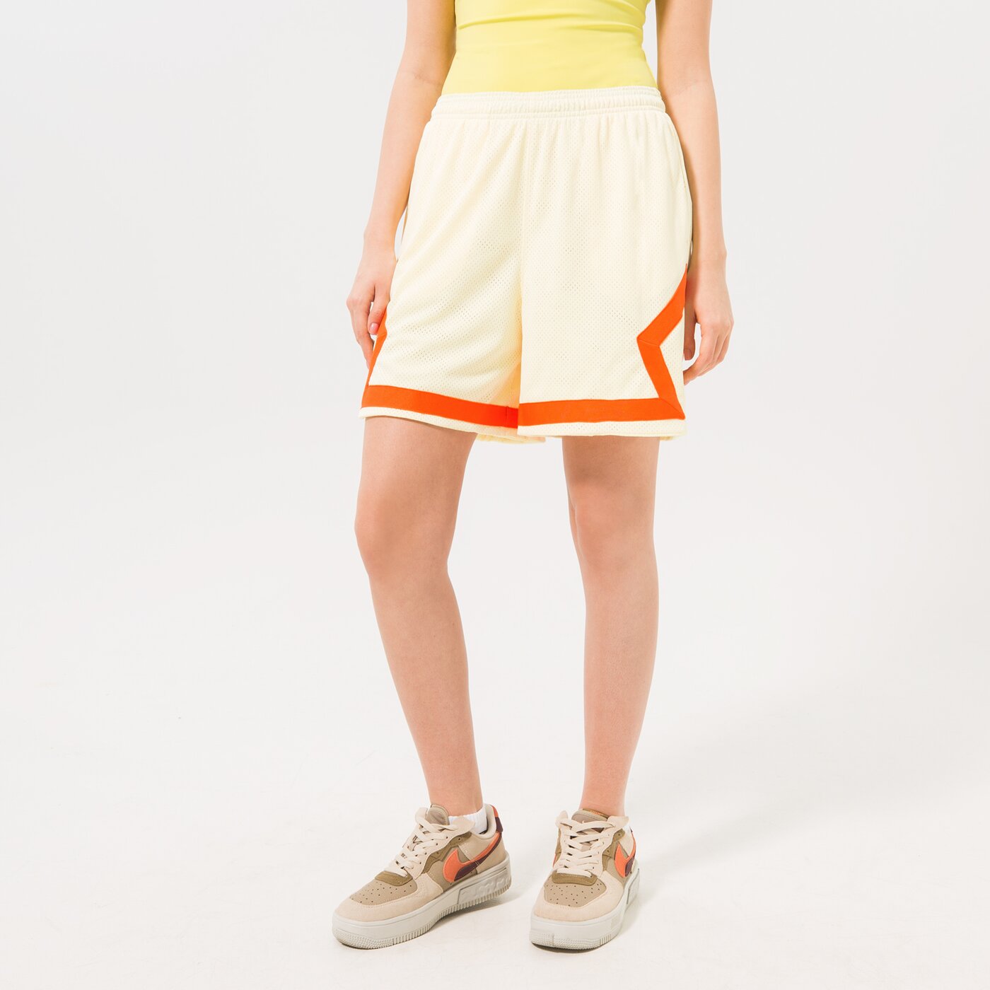 Дамски къси панталони JORDAN ШОРТИ W J HERITAGE DIAMOND S COR do5032-821 цвят жълт