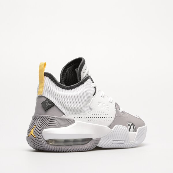 Детски маратонки JORDAN STAY LOYAL 2  dq8398-103 цвят бял