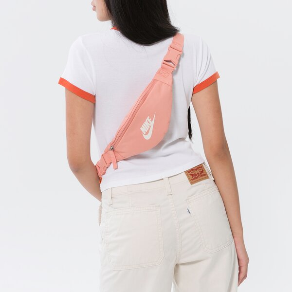 Дамска чанта за кръст NIKE ЧАНТА ЗА КРЪСТ SMALL HIP db0488-824 цвят розов