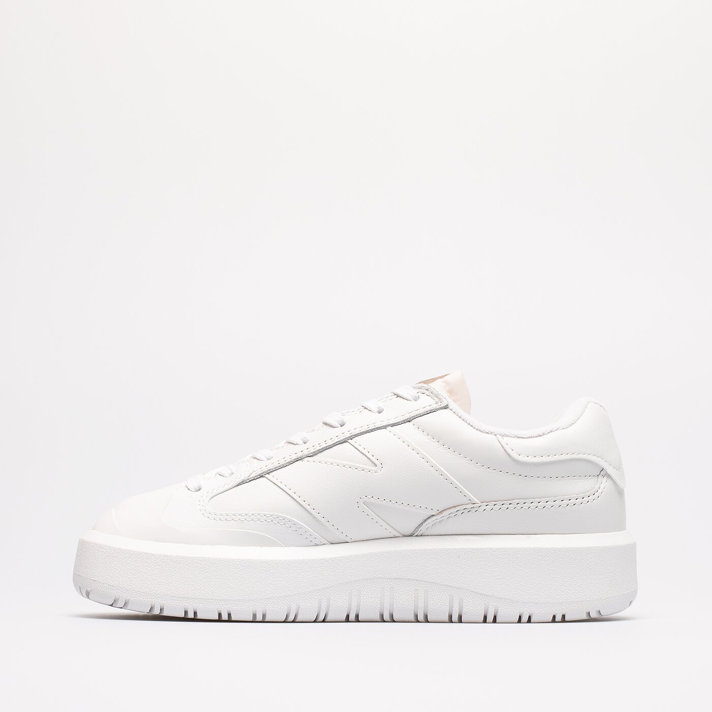 Дамски маратонки NEW BALANCE CT302  ct302la цвят бял