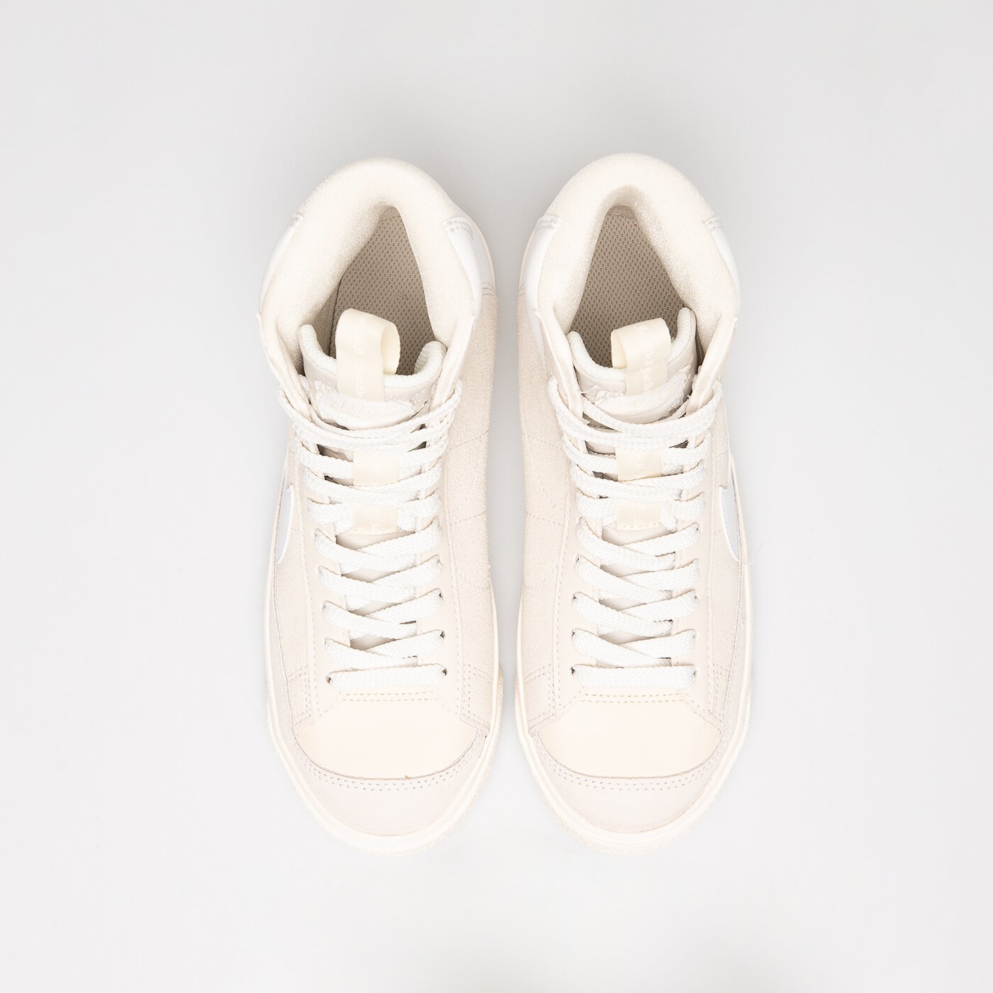 Детски маратонки NIKE BLAZER MID '77 SE D dq6084-100 цвят многоцветен