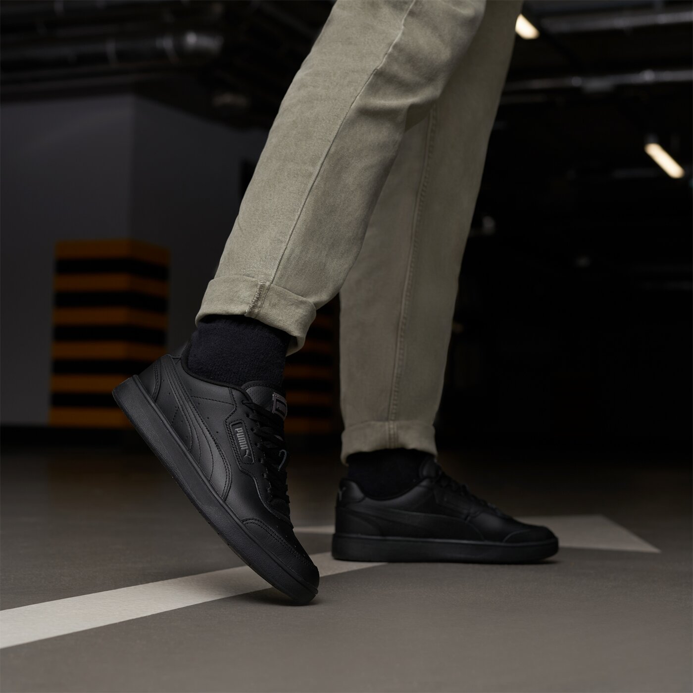 Мъжки маратонки PUMA COURT 70 38608403 цвят черен