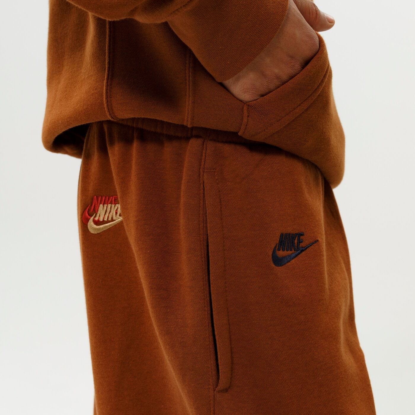 Мъжки панталони NIKE ПАНТАЛОНИ M NSW SPE+ BB JGGR M FTA dm8884-204 цвят кафяв