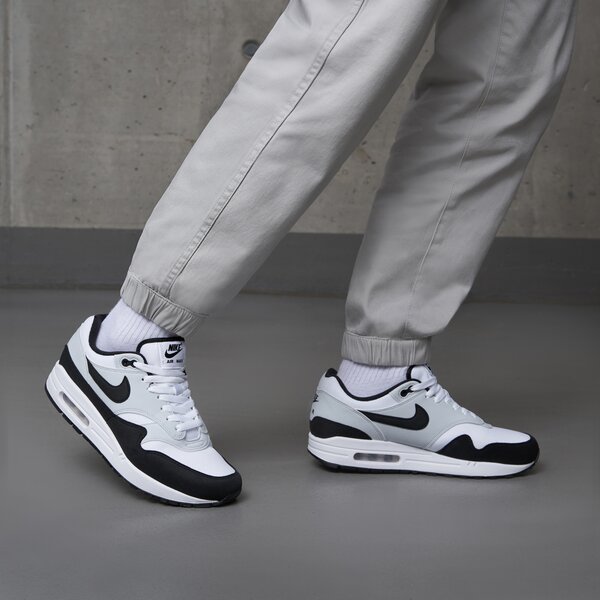 Мъжки маратонки NIKE AIR MAX 1 fd9082-107 цвят черен