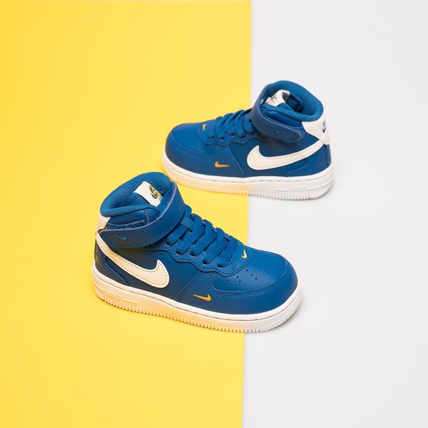 Детски маратонки NIKE AIR FORCE 1 MID ENTRY SE (TD)  fj2894-400 цвят син