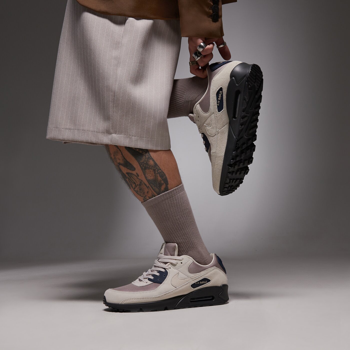 Мъжки маратонки NIKE AIR MAX 90  ib3077-100 цвят бежов