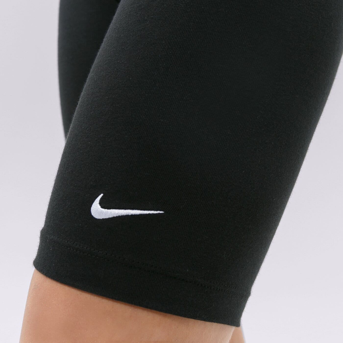Дамски къси панталони NIKE ШОРТИ CORE SWOOSH CYCLE  cz8526-010 цвят черен