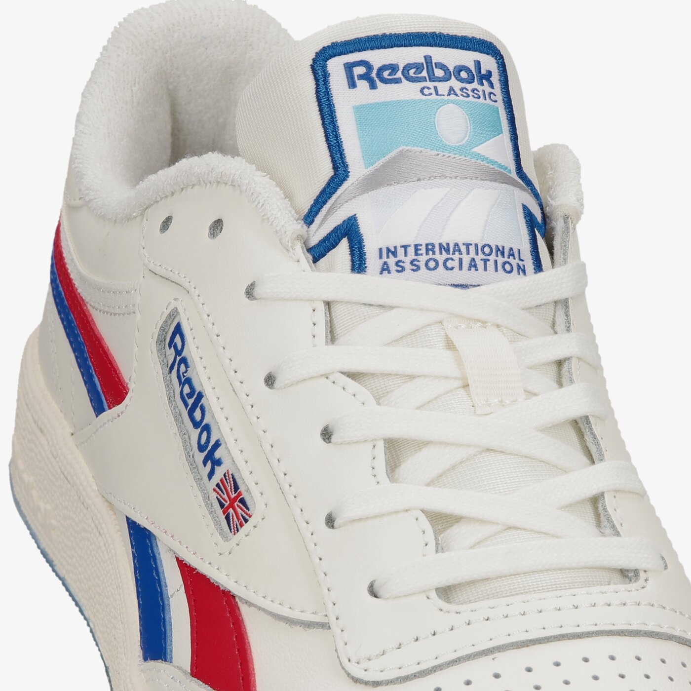 Мъжки маратонки REEBOK CLUB C REVENGE gx0382 цвят бял