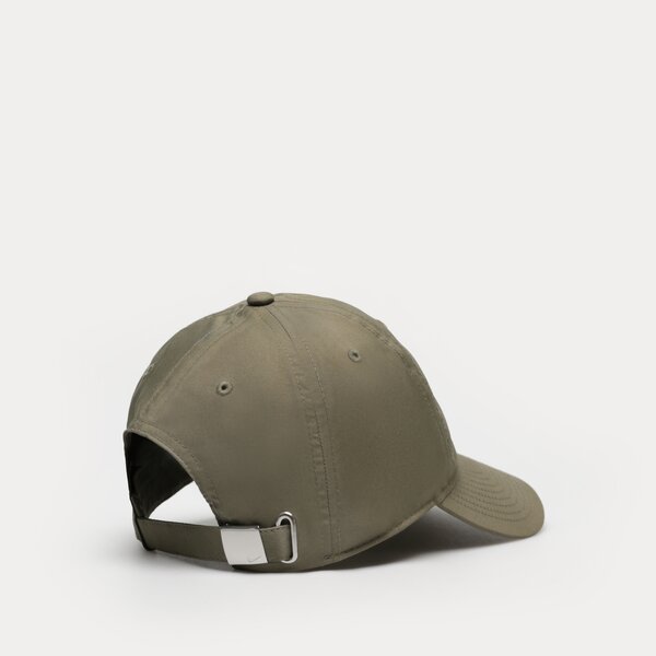 Дамска шапка с козирка NIKE ШАПКА UNISEX SPORTSWEAR HERITAGE86 943092-222 цвят каки