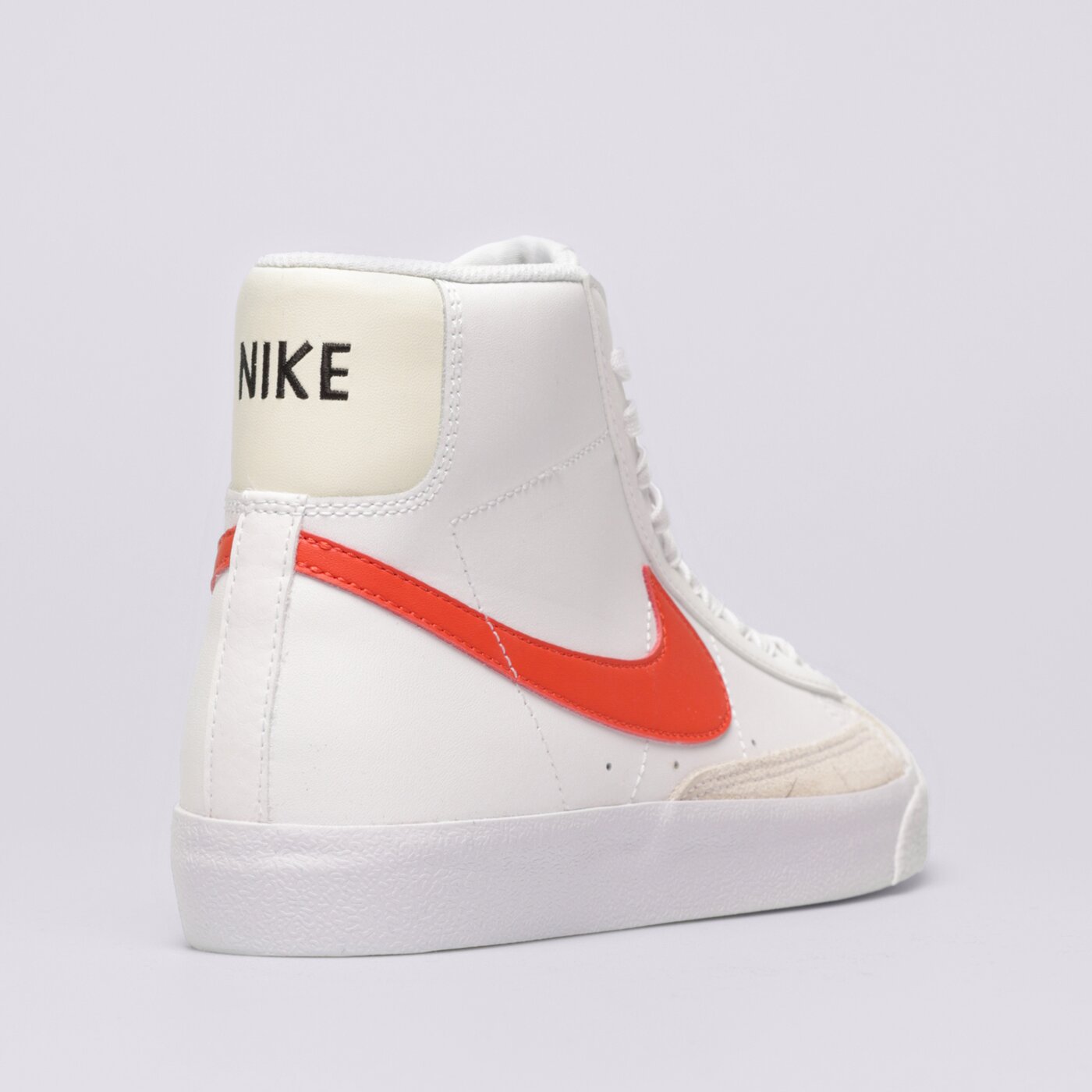 Детски маратонки NIKE BLAZER MID '77 da4086-110 цвят бял