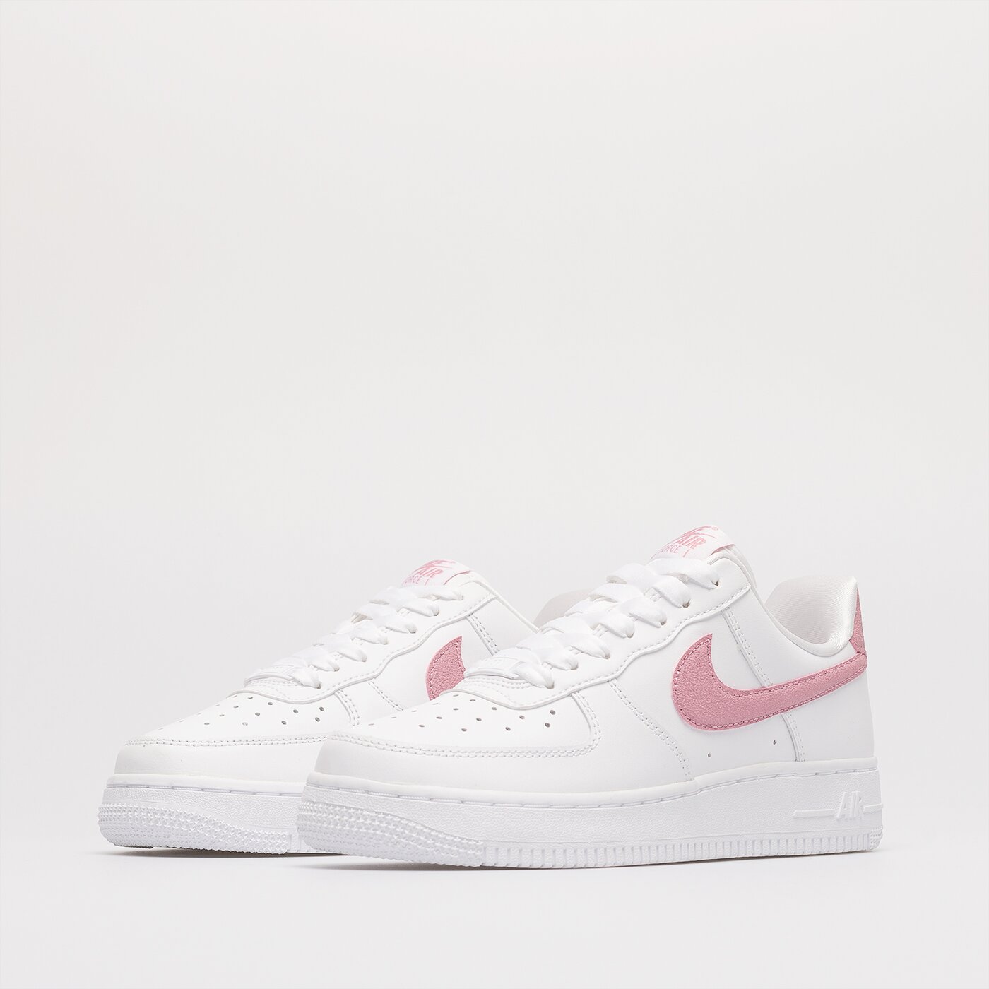Дамски маратонки NIKE AIR FORCE 1 '07 dq7569101 цвят бял