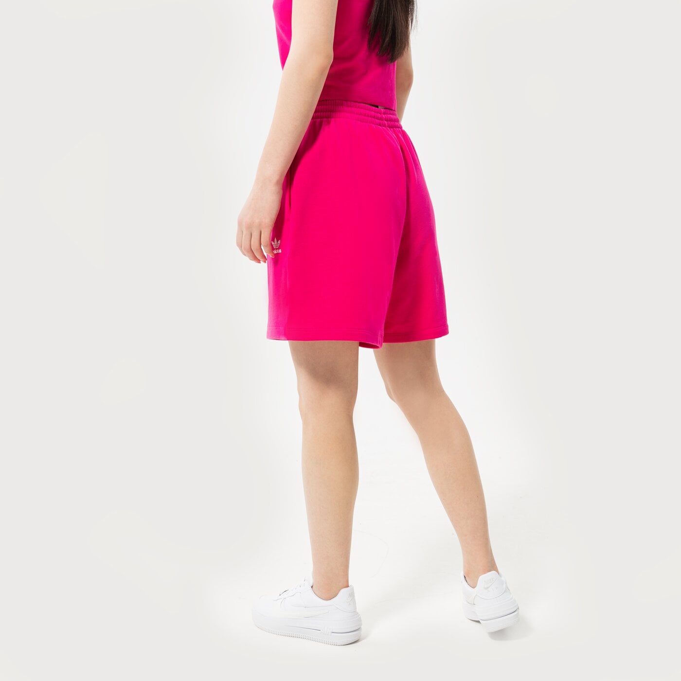 Дамски къси панталони ADIDAS ШОРТИ hg3943 цвят розов