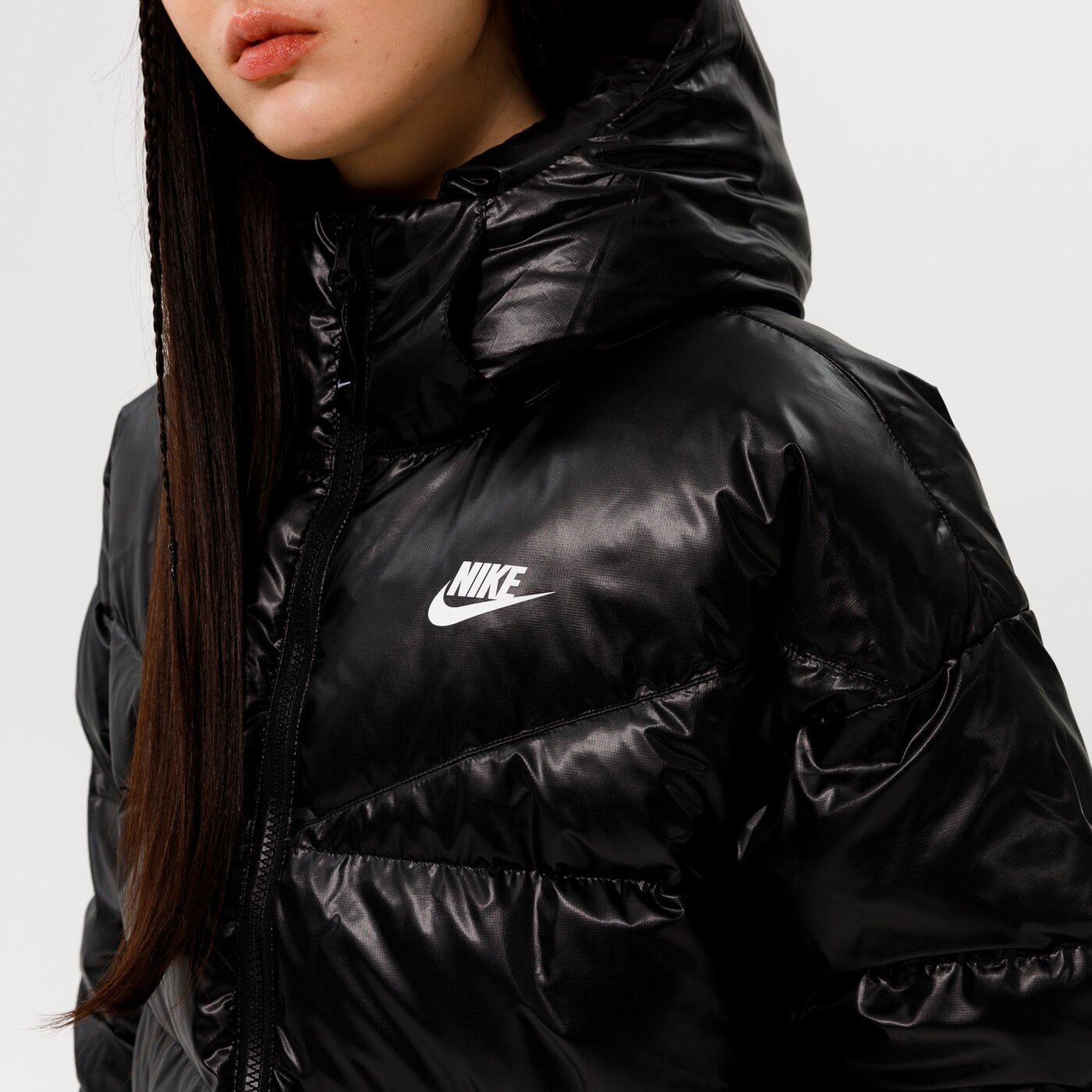 Дамско зимно яке NIKE CITY HOODED PARKA JACKET PARKA dh4081-010 цвят черен