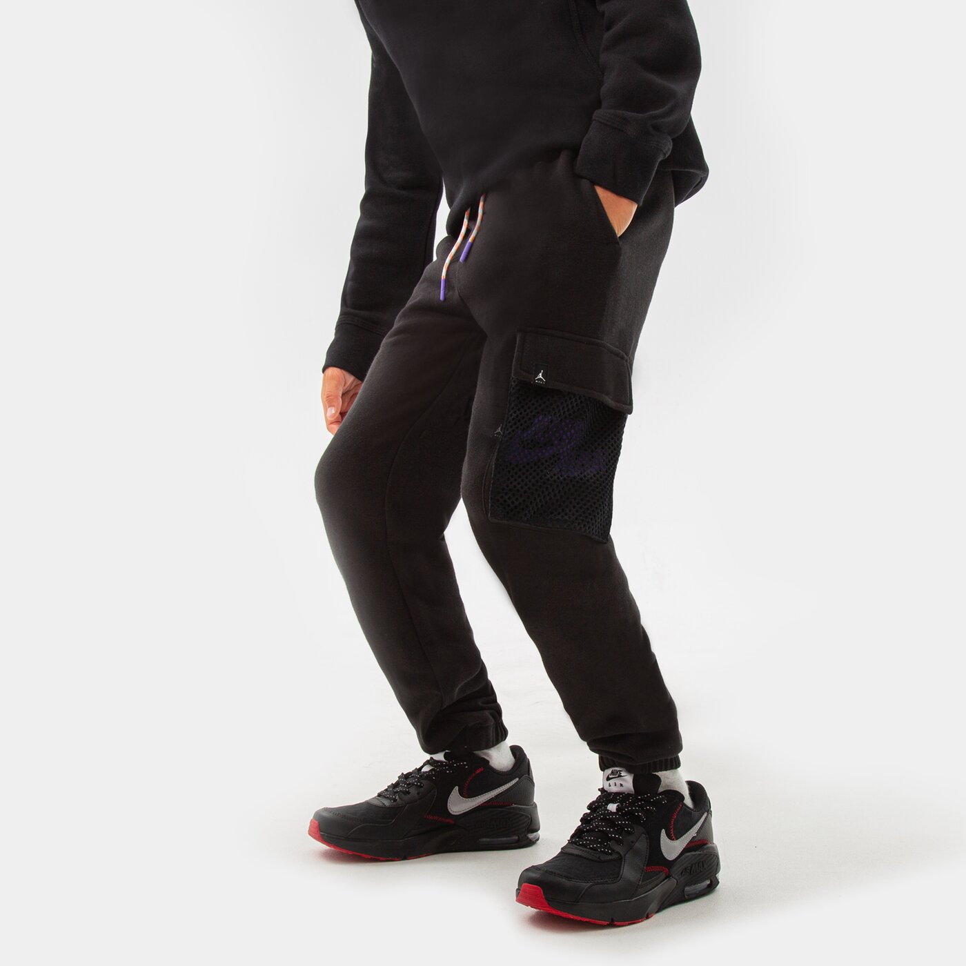 Детски панталони JORDAN ПАНТАЛОНИ JUMPMAN X NIKE MESH POCKET PANT BOY 95b451-023 цвят черен