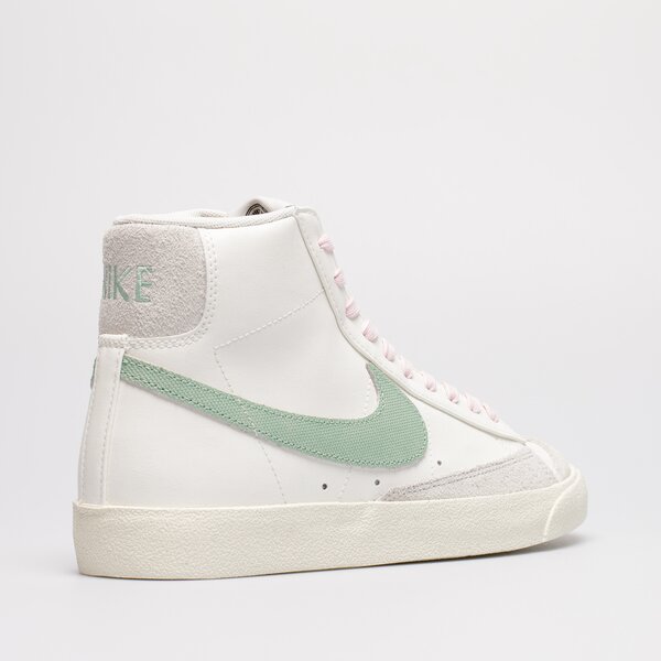 Мъжки маратонки NIKE BLAZER MID '77 PRM do9787-100 цвят бял