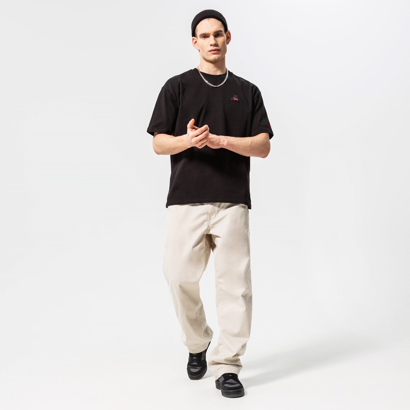 Мъжки панталони VANS ПАНТАЛОНИ MN AUTHENTIC CHINO LOOSE PANT vn0a5fjb2n11 цвят бежов