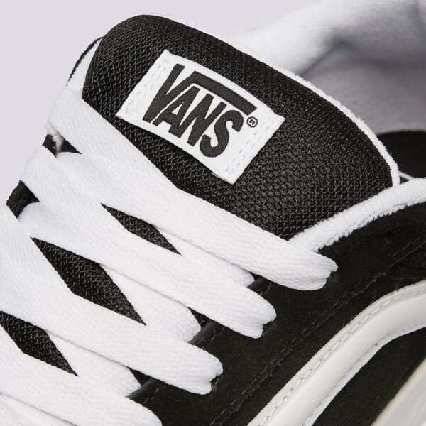 Детски маратонки VANS HYLANE vn000d4pfcb1 цвят черен