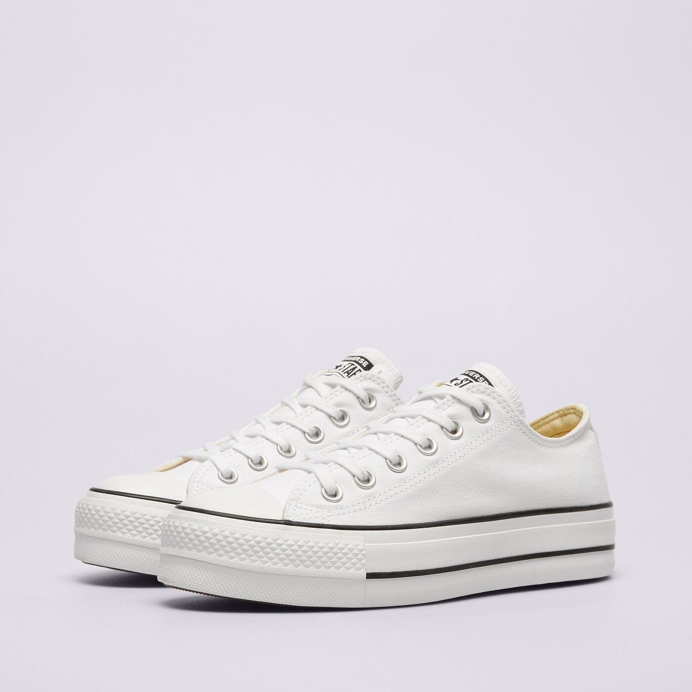 Дамски маратонки CONVERSE CHUCK TAYLOR ALL STAR LIFT 560251c цвят бял