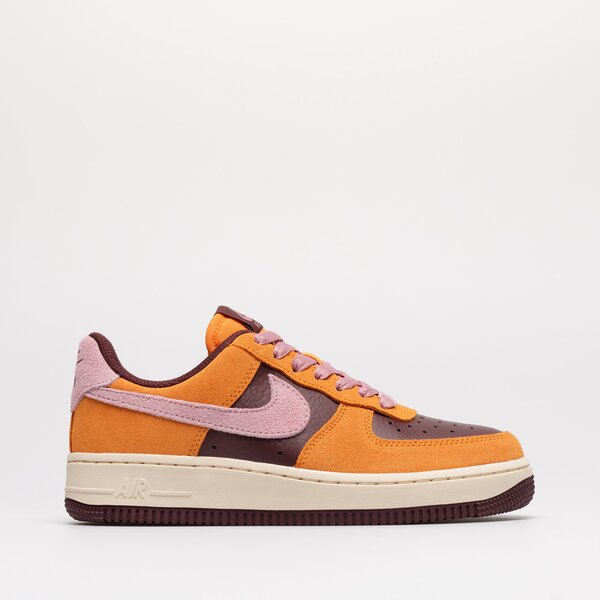 Дамски маратонки NIKE WMNS AIR FORCE 1 '07 ESO  dz5629-800 цвят оранжев