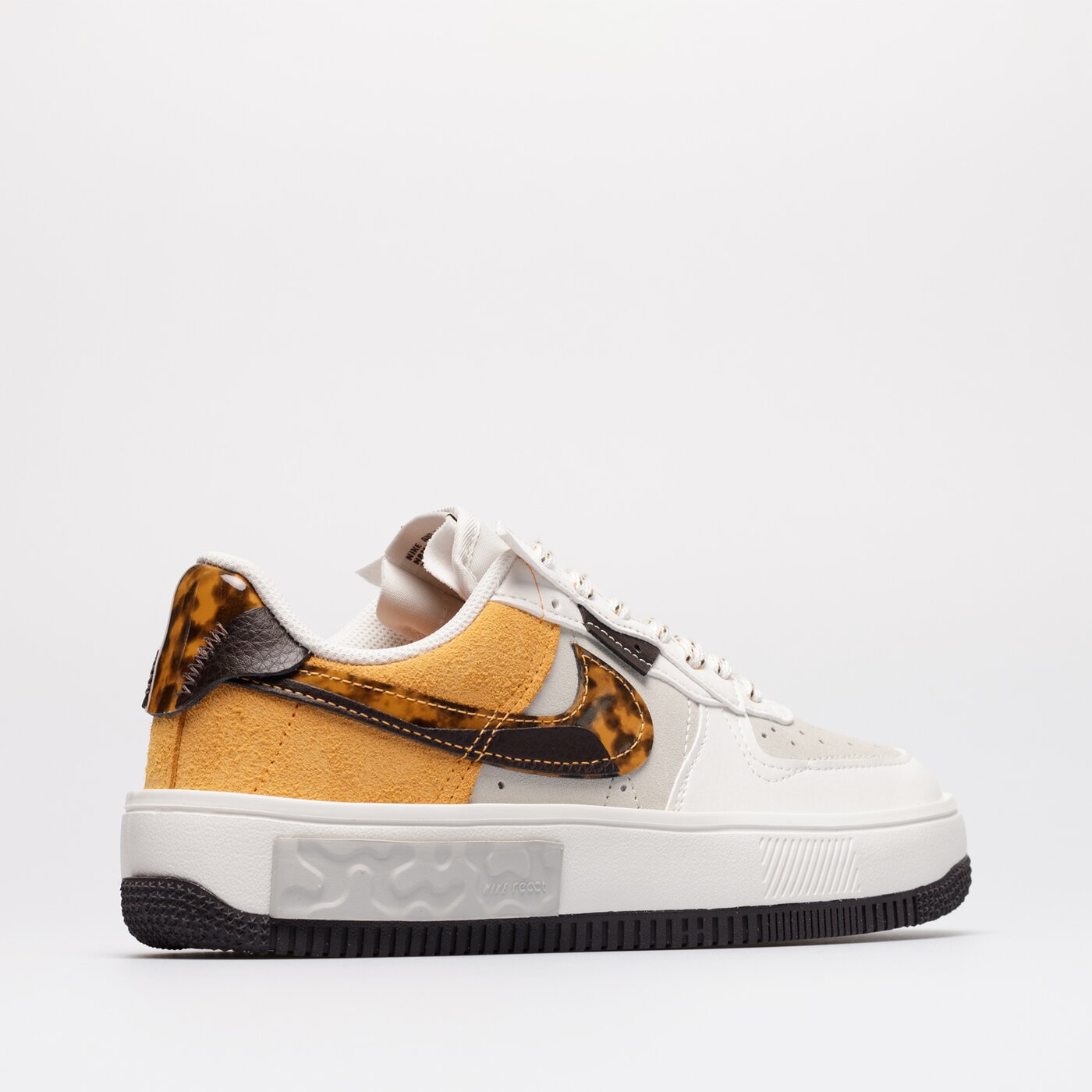 Дамски маратонки NIKE AIR FORCE 1 FONTANKA dr0151-001 цвят бял