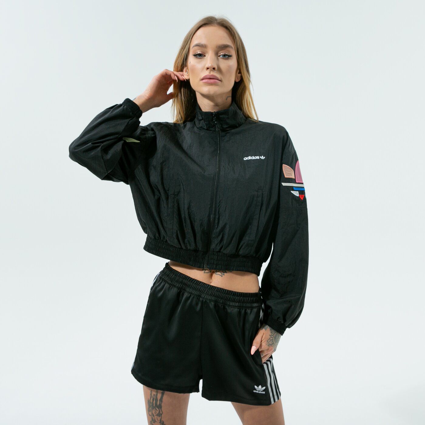 Дамски суичър ADIDAS СУИТЧЪР СЪС ЗАКОПЧАВАНЕ TRACK ТОП h22866 цвят черен