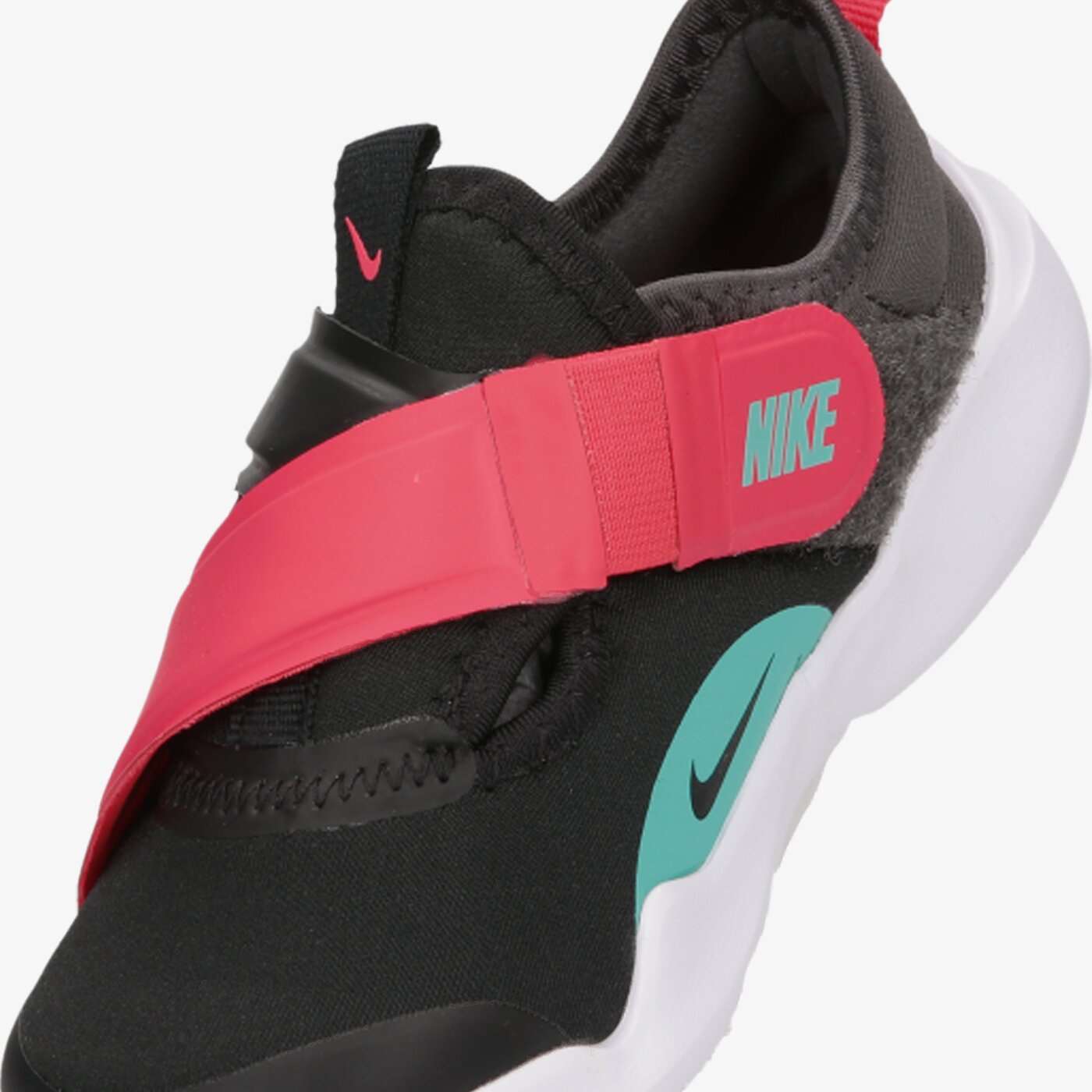 Детски маратонки NIKE KOEMI  cz0188-005 цвят черен