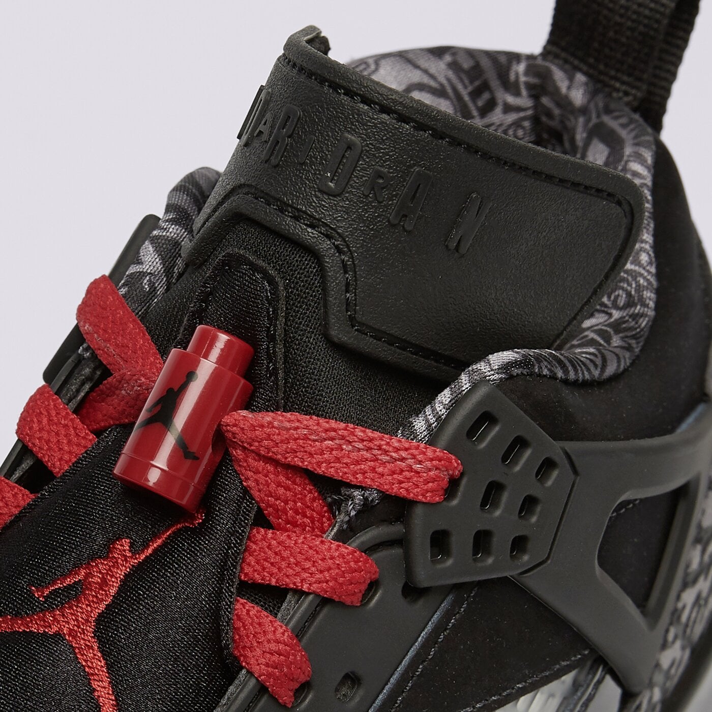 Мъжки маратонки JORDAN SPIZIKE LOW fq1759-060 цвят черен