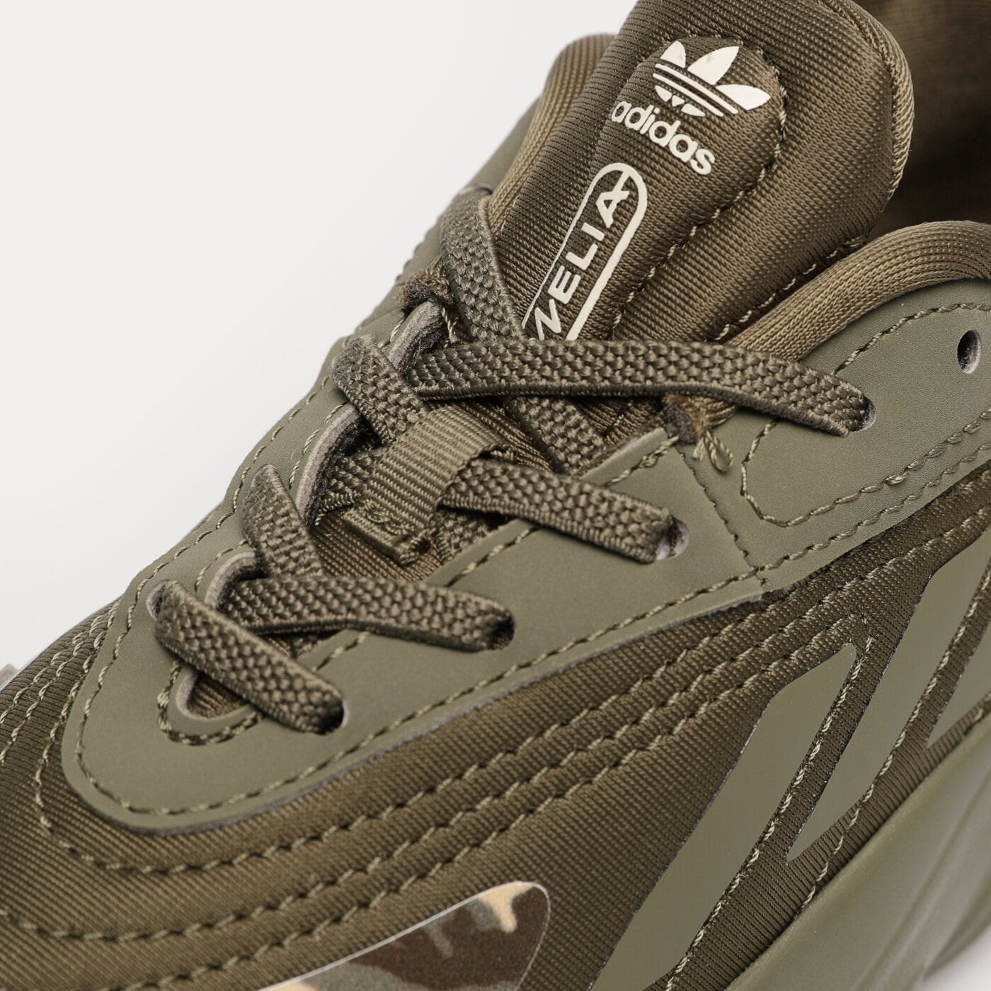 Детски маратонки ADIDAS OZELIA EL C hq1608 цвят зелен