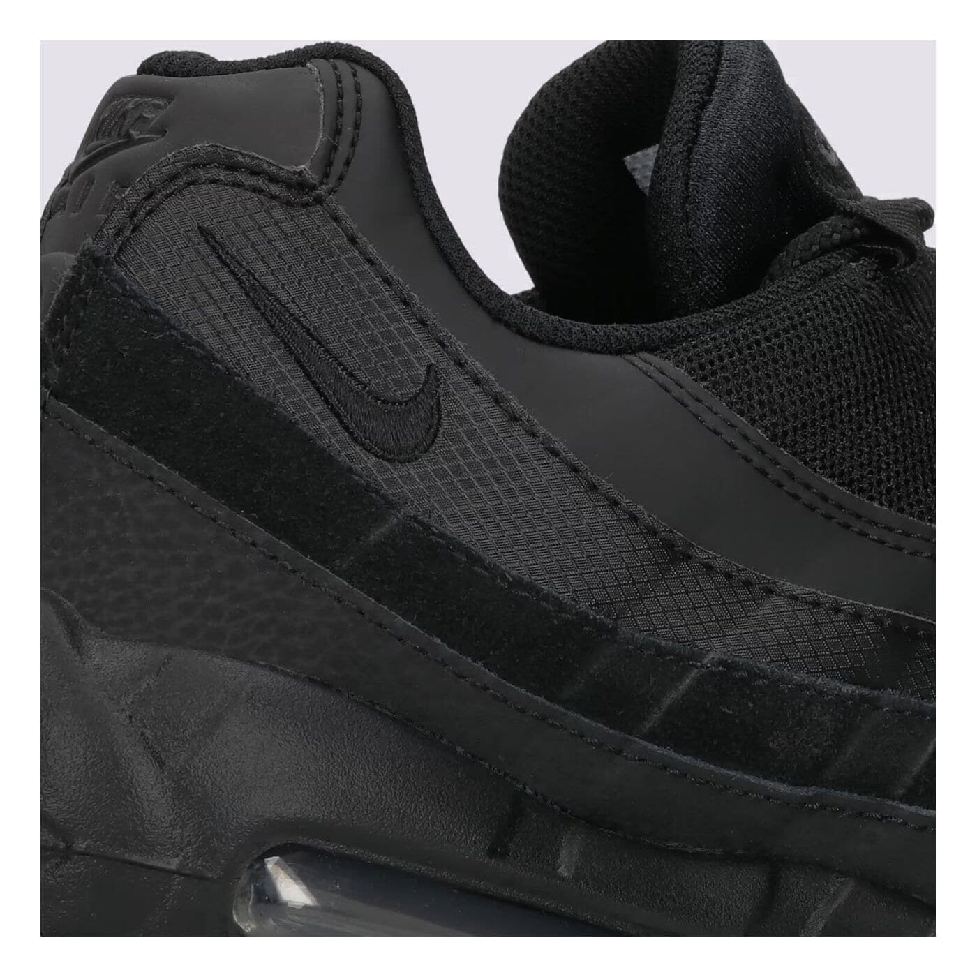 Мъжки маратонки NIKE AIR MAX 95 ESSENTIAL ci3705-001 цвят черен
