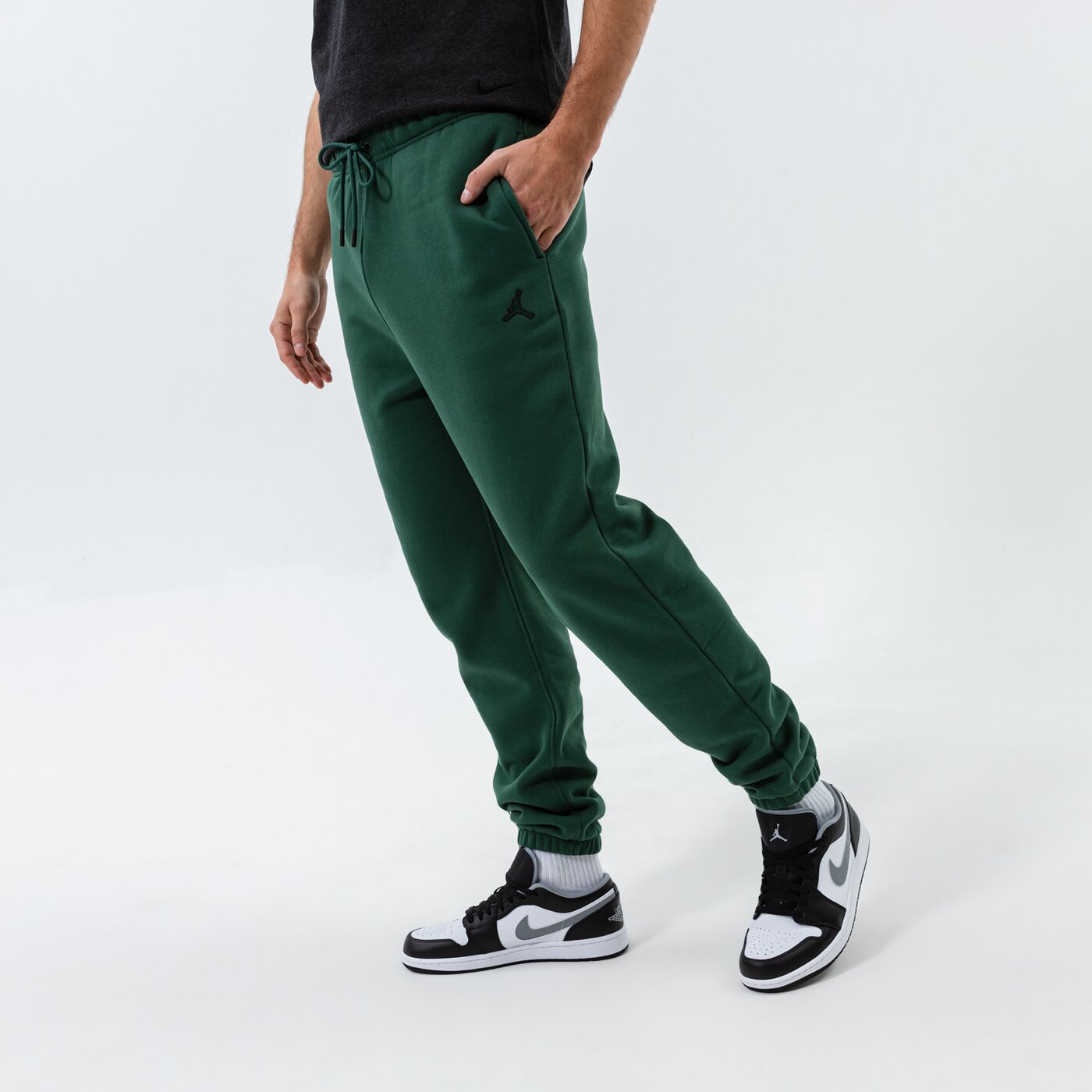 Мъжки панталони JORDAN ПАНТАЛОНИ M J ESS FLC PANT da9820-333 цвят зелен