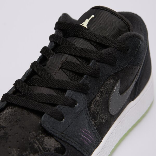 Детски маратонки AIR JORDAN 1 LOW  hv4775-001 цвят черен