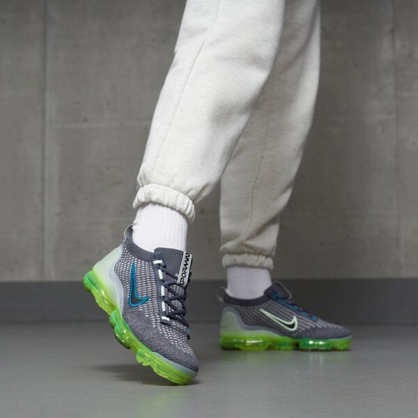 Детски маратонки NIKE AIR VAPORMAX 2021 FK db1550-009 цвят сив
