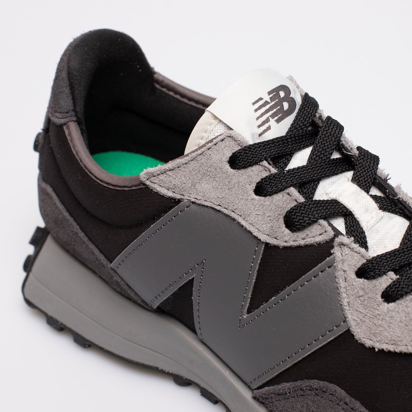 Мъжки маратонки NEW BALANCE 327  ms327grm цвят черен