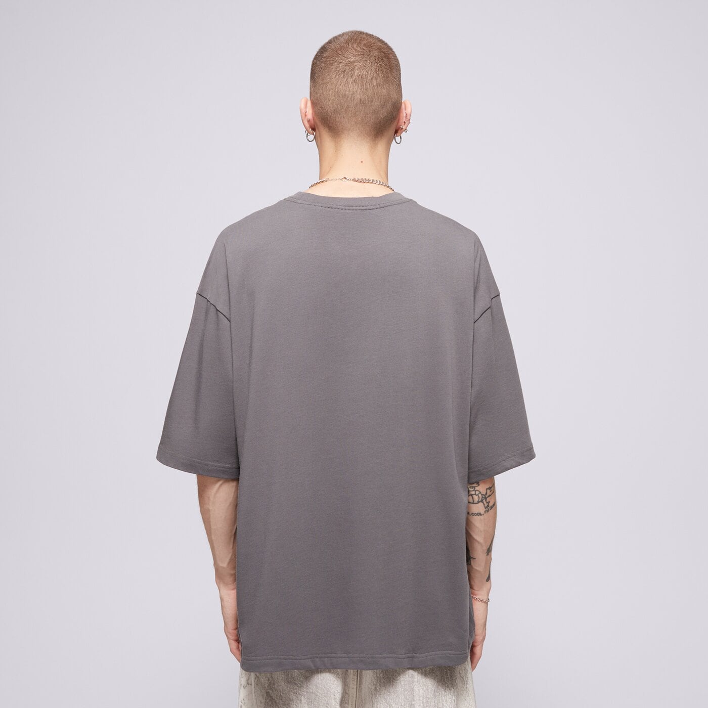 Мъжка тениска JORDAN ТЕНИСКА JORDAN FLIGHT ESSENTIALS ib7345-068 цвят сив