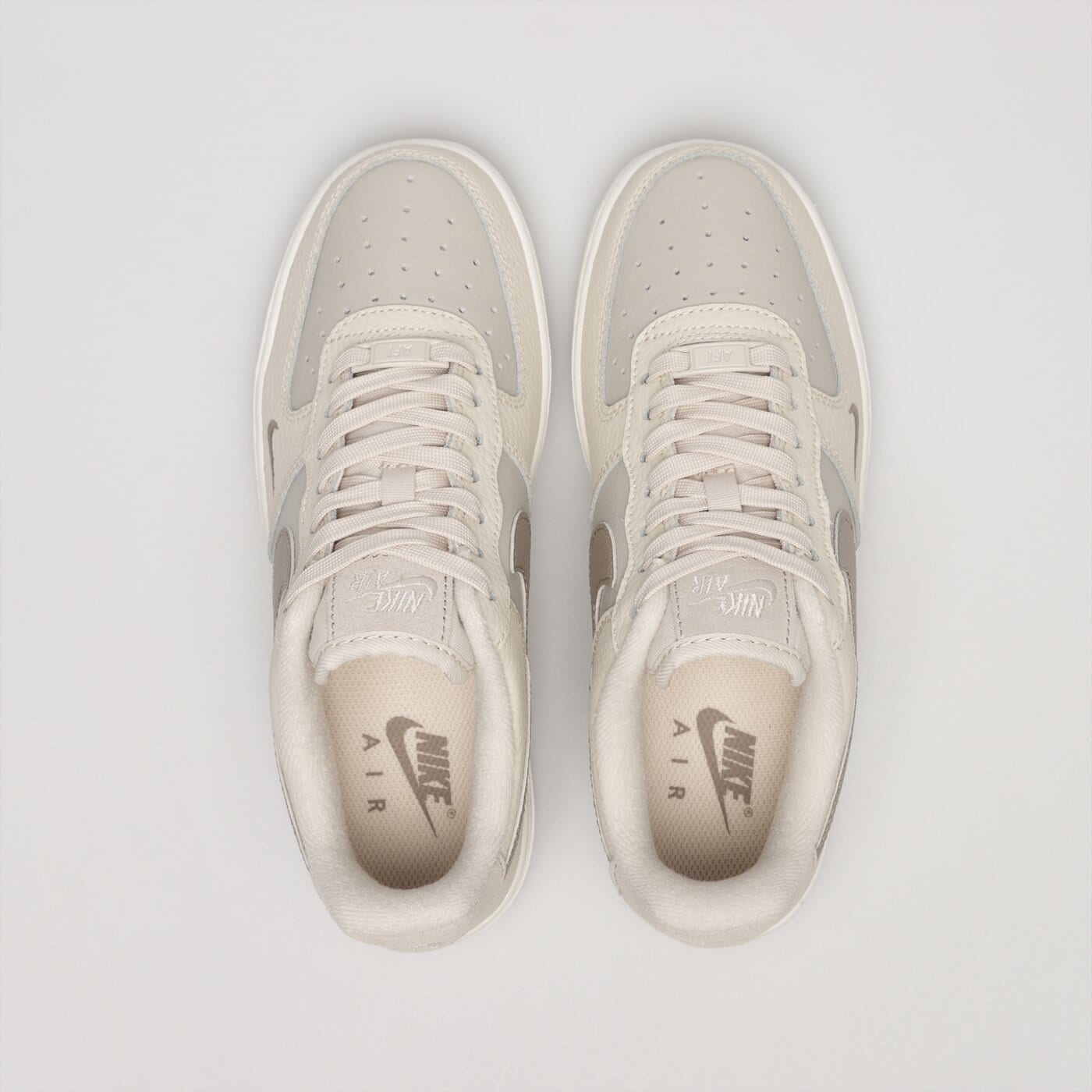 Дамски маратонки NIKE W AIR FORCE 1 LO '07 JDHO  fb8483-100 цвят бежов