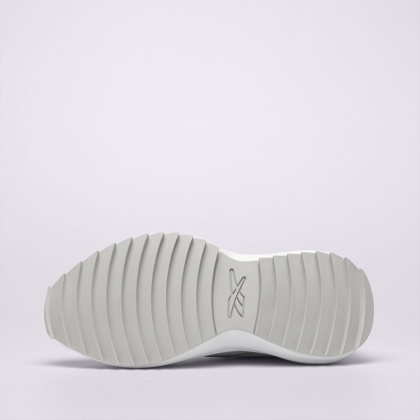 Дамски маратонки REEBOK CLASSIC LEATHER SP EXTRA 100025714 цвят бял