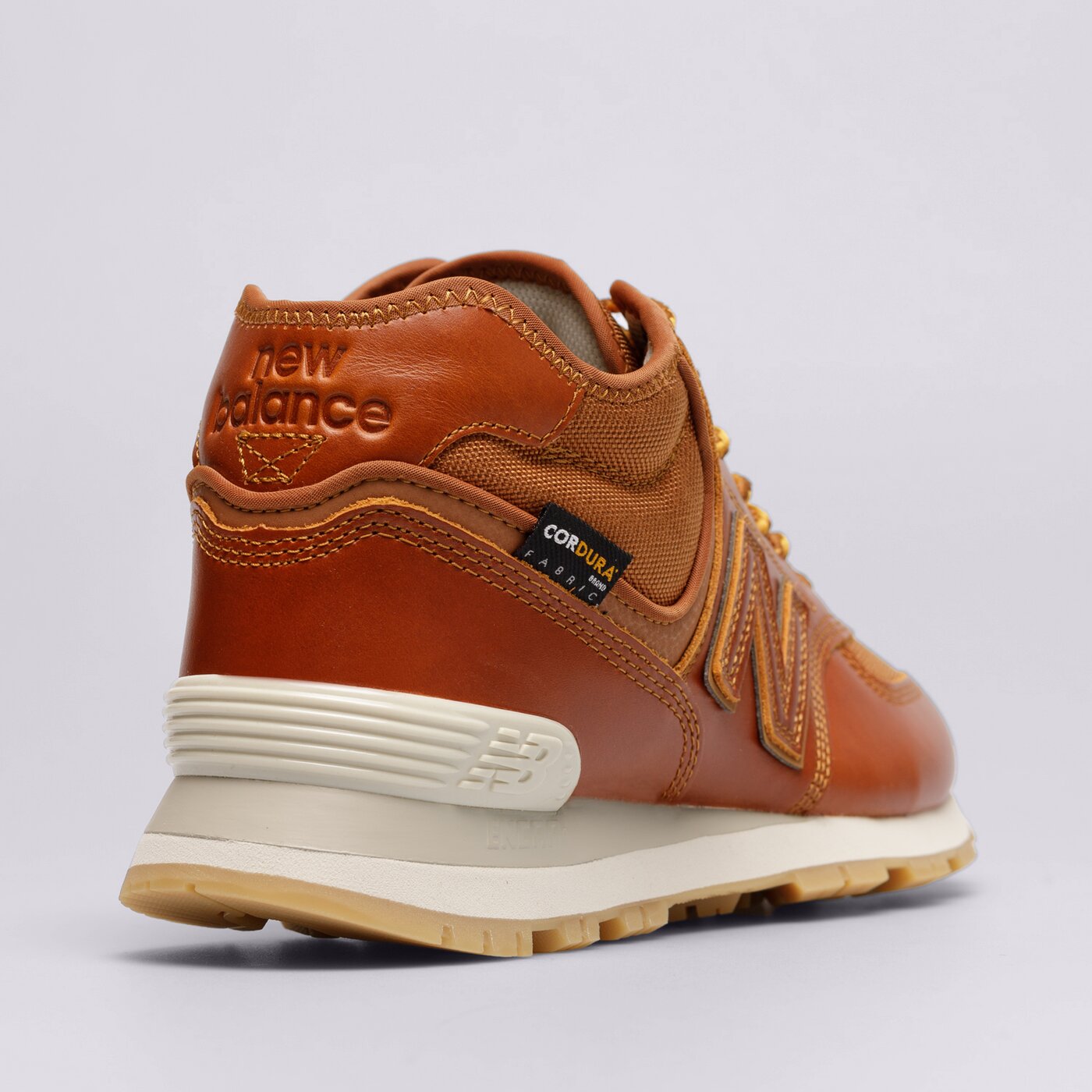 Мъжки зимни обувки NEW BALANCE 574  u574hbb цвят кафяв