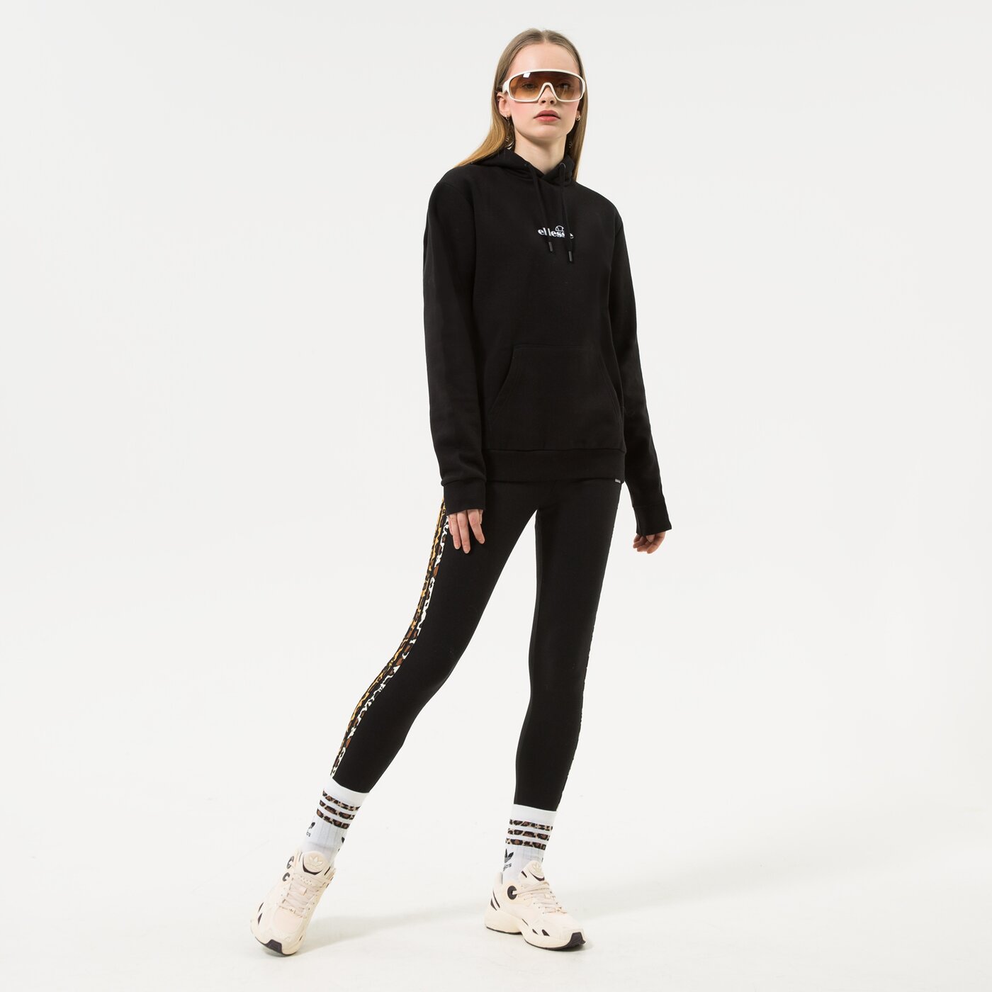 Дамски панталони ADIDAS КЛИН 3 STRIPES TIGHT hb4767 цвят черен